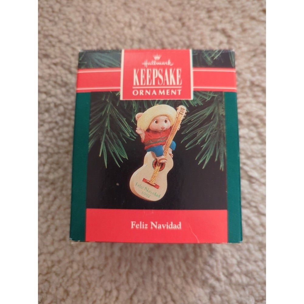 Hallmark Keepsake Ornament 1992 Feliz Navidad Mouse Guitar Orig Box